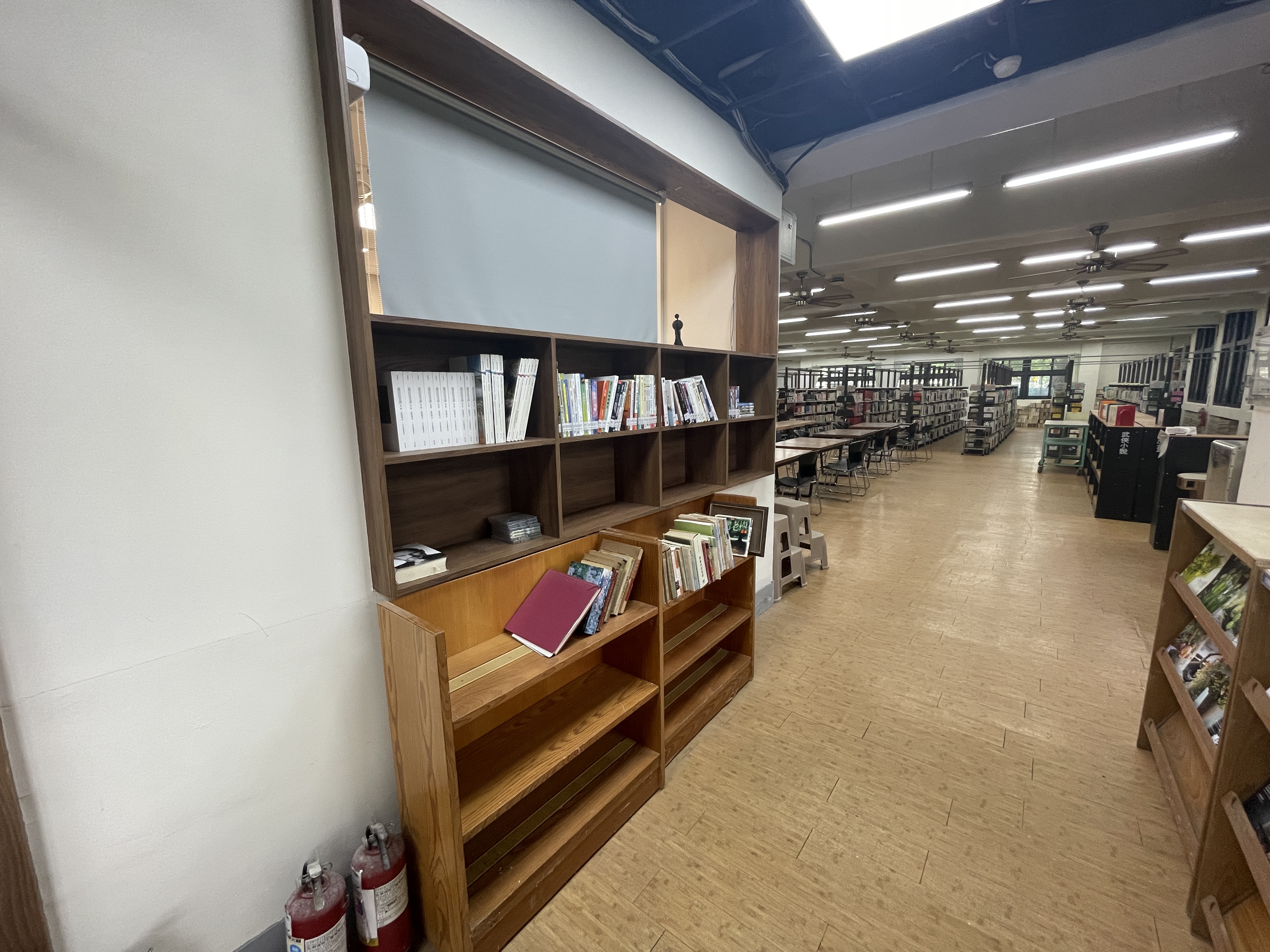 1F新書專區